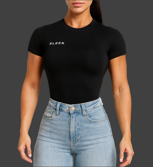 Sleek Fitted T-Shirt – Minimalism Meets Power