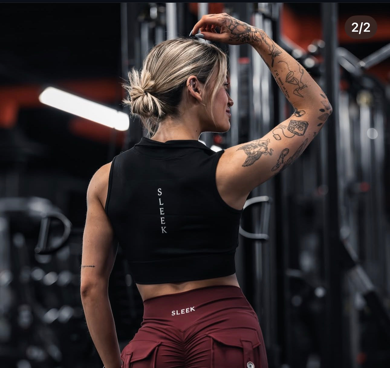 SLEEK – Zip Sport Top