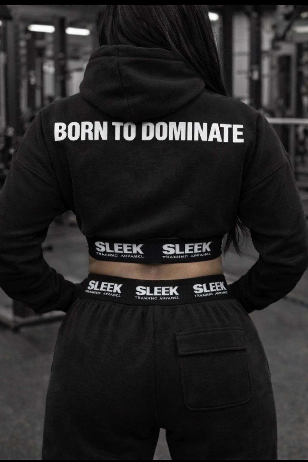 SLEEK LuxBand cropped zip hoodie – fit view
